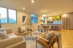 4413 Meridian Ave N, Seattle, WA 98103 - Photo 3