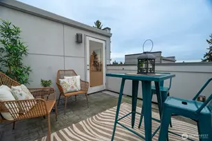 4413 Meridian Ave N, Seattle, WA 98103 - Photo 25