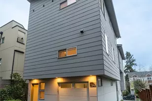 4413 Meridian Ave N, Seattle, WA 98103 - Photo 31