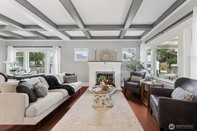 1829 Washington Avenue, Enumclaw, WA 98022 - Photo 3