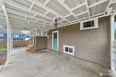 1829 Washington Avenue, Enumclaw, WA 98022 - Photo 23