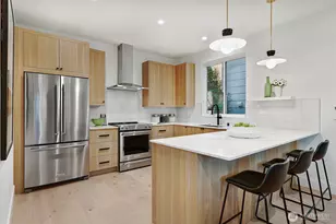 8812 41st Ave SW, Seattle, WA 98136 - Photo 5