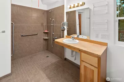 6327 Polk Place, Everett, WA 98203 - Photo 17