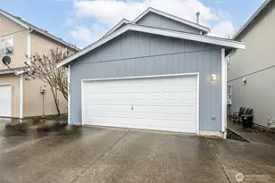 2707 8th St SE, Puyallup, WA 98374 - Photo 5