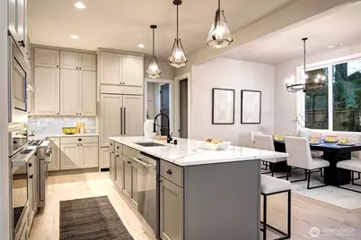 12813 NE 65th Lane, Kirkland, WA 98033 - Photo 9