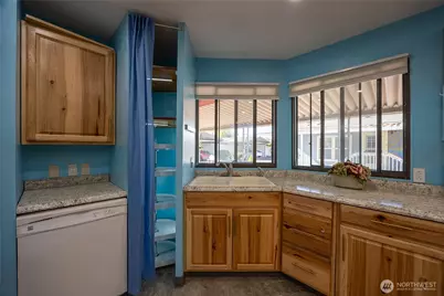 3611 I Street NE #237, Auburn, WA 98002 - Photo 15