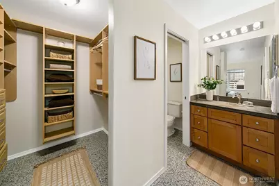 2414 1st Avenue #707, Seattle, WA 98121 - Photo 19