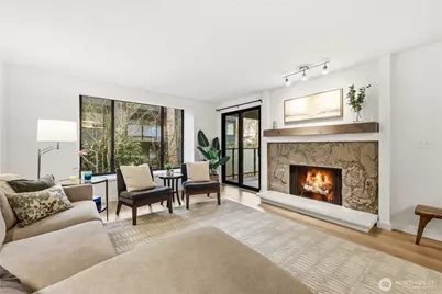 1809 N 107th Street #3-203, Seattle, WA 98133 - Photo 1