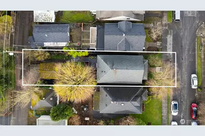 2113 3rd Avenue W, Seattle, WA 98119 - Photo 31