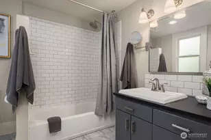 2113 3rd Ave W, Seattle, WA 98119 - Photo 13