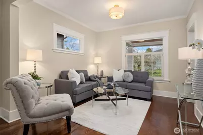 2113 3rd Avenue W, Seattle, WA 98119 - Photo 5