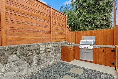 3252 13th Avenue W, Seattle, WA 98119 - Photo 19