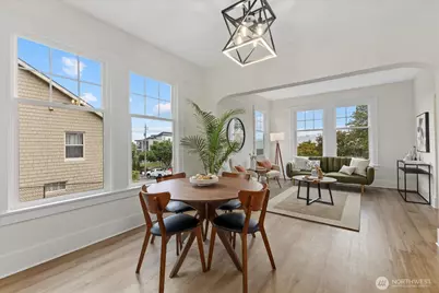 3252 13th Avenue W, Seattle, WA 98119 - Photo 9