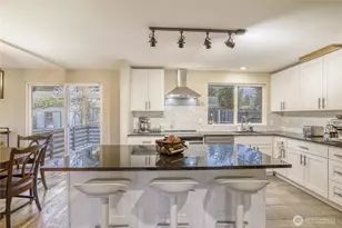 18517 44th Ave W, Lynnwood, WA 98037 - Photo 7