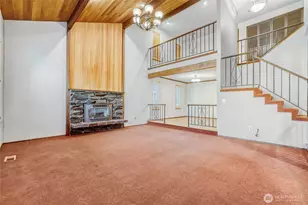 4223 NE 205th St, Lake Forest Park, WA 98155 - Photo 3