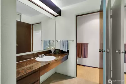 11300 1st Avenue NE #309, Seattle, WA 98125 - Photo 19