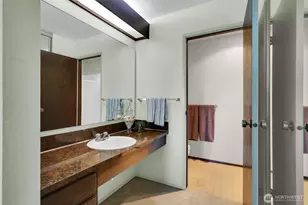 11300 1st Ave NE, Seattle, WA 98125 - Photo 19