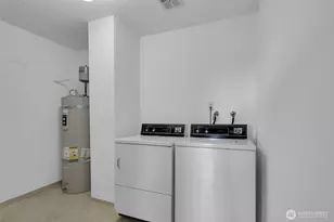 11300 1st Ave NE, Seattle, WA 98125 - Photo 13