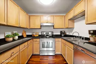 1215 S 237th Ln, Des Moines, WA 98198 - Photo 3