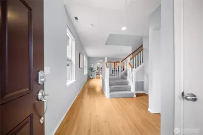 24034 SE 20th Street, Sammamish, WA 98075 - Photo 3