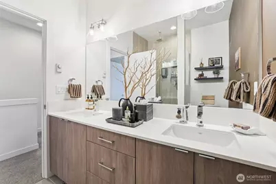 2403 SW Edmunds Street, Seattle, WA 98106 - Photo 13