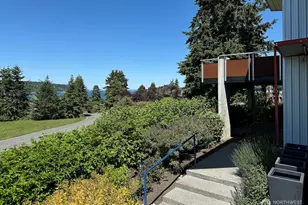 1649 Stewart Rd, Freeland, WA 98249 - Photo 7