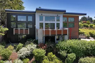 1649 Stewart Rd, Freeland, WA 98249 - Photo 3