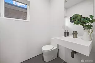 1114 26th Ave, Seattle, WA 98122 - Photo 11