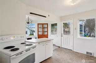 6628 Flora Ave S, Seattle, WA 98108 - Photo 11