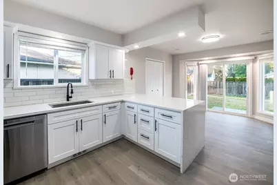 8216 Snohomish Road, Blaine, WA 98230 - Photo 5