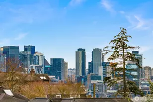 2337 10th Ave E, Seattle, WA 98102 - Photo 15