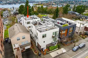 2337 10th Ave E, Seattle, WA 98102 - Photo 15