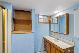 624 E Division Ln, Tacoma, WA 98404 - Photo 17