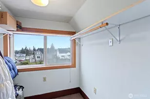 624 E Division Ln, Tacoma, WA 98404 - Photo 21