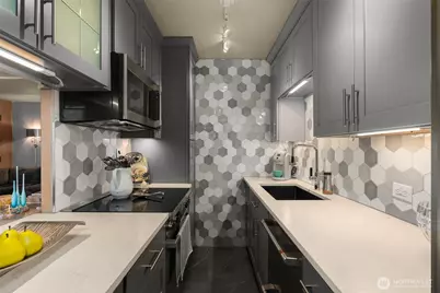 1105 Spring Street #211, Seattle, WA 98104 - Photo 11