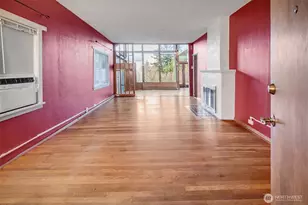 7233 36th Ave SW, Seattle, WA 98126 - Photo 3