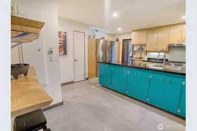 4621 NE 192nd Street, Lake Forest Park, WA 99155 - Photo 9