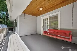 19101 1st Ave S, Normandy Park, WA 98148 - Photo 23