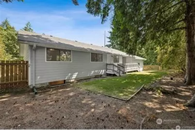 19101 1st Avenue S, Normandy Park, WA 98148 - Photo 25