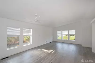 642 N 7th Avenue, Sequim, WA 98382 - Photo 9