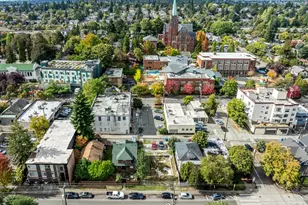 5045 11th Ave NE, Seattle, WA 98105 - Photo 9