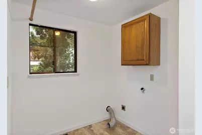 3661 NE Liverpool Drive, Bremerton, WA 98311 - Photo 15