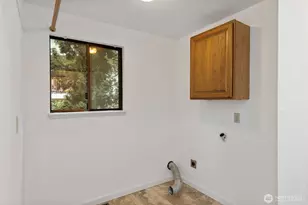 3661 NE Liverpool Dr, Bremerton, WA 98311 - Photo 15