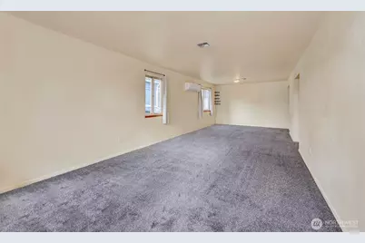 2707 18th Street, Everett, WA 98201 - Photo 3