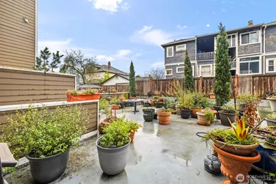 2350 10th Avenue E #227, Seattle, WA 98102 - Photo 29