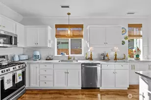 8236 NE Vashon Dr, Lacey, WA 98516 - Photo 15