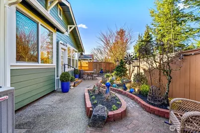 8236 NE Vashon Drive, Lacey, WA 98516 - Photo 5