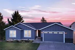 105 Eli Avery Ave, Kalama, WA 98625 - Photo 1