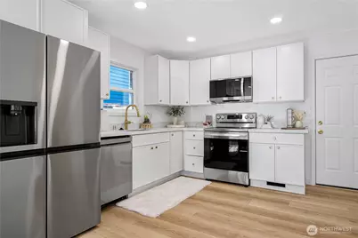 3538 SW Southern Street, Seattle, WA 98126 - Photo 5