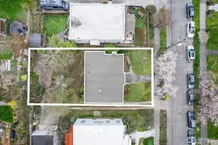 1142 N 77th St, Seattle, WA 98103 - Photo 9